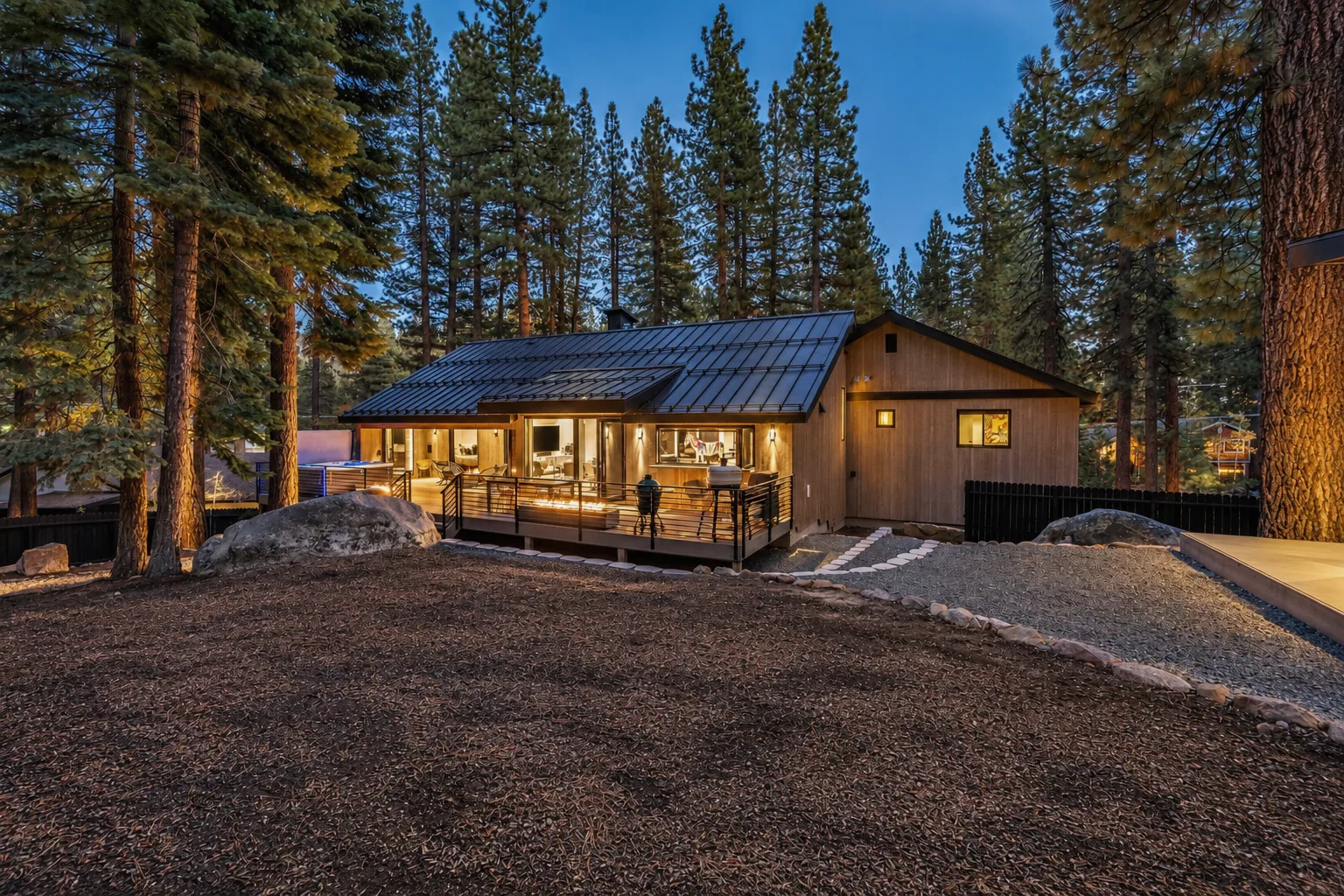 Twilight Forest Cabin Retreat (1)